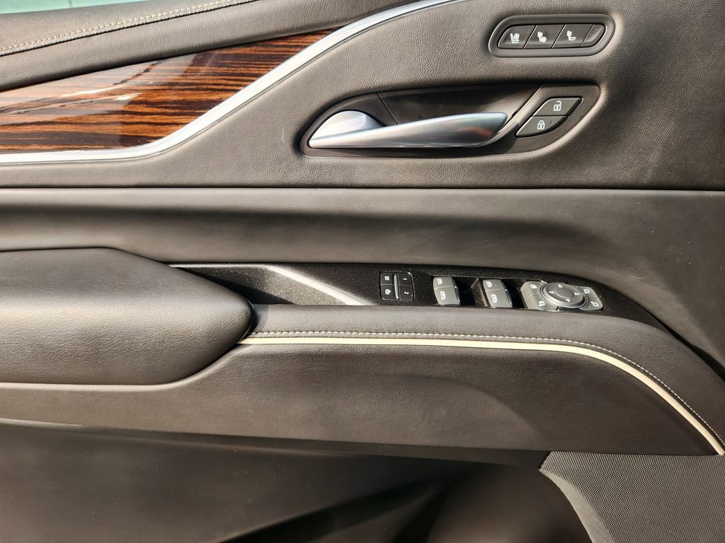 Certified 2021 Cadillac Escalade Premium Luxury image 24