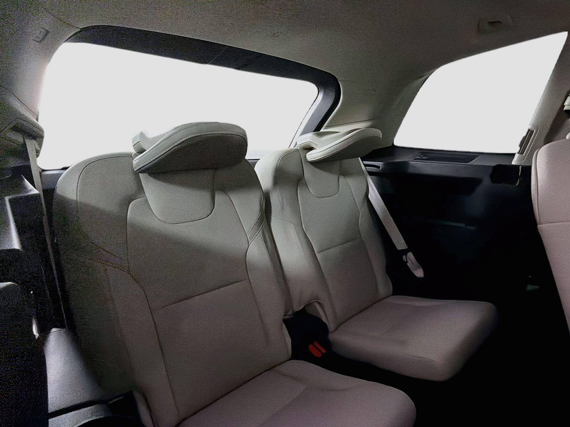 Certified 2024 Volvo XC90 B5 Core w/ Protection Package Premier AWD/4WD image 28