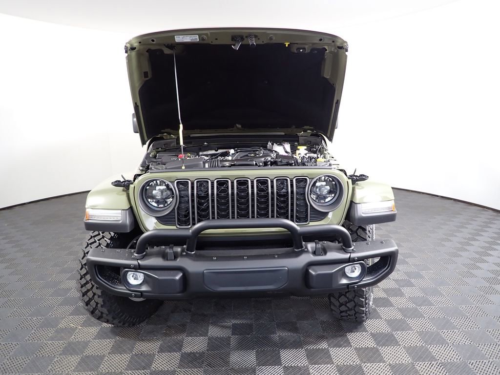 New 2026 Jeep Gladiator Sport AWD/4WD image 8