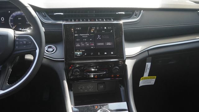 New 2026 Jeep Grand Cherokee Laredo X RWD image 15