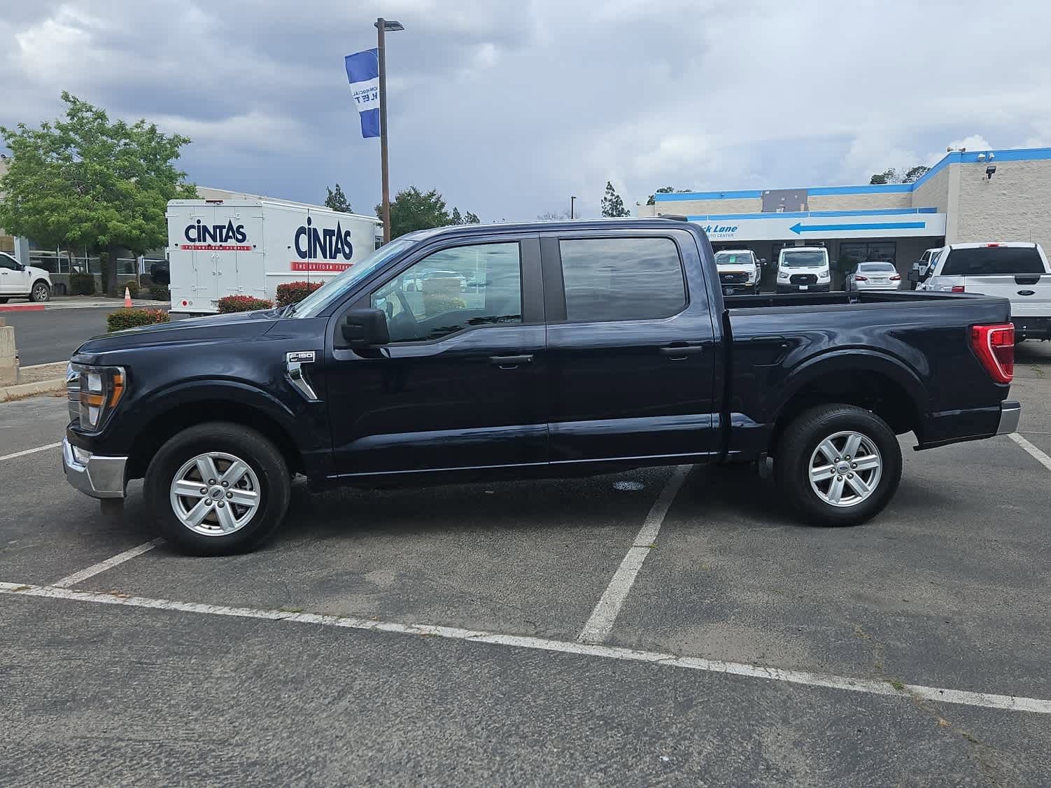 Used 2023 Ford F150 XLT image 5