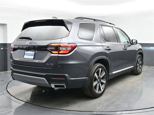 Used 2023 Honda Pilot Elite image 10