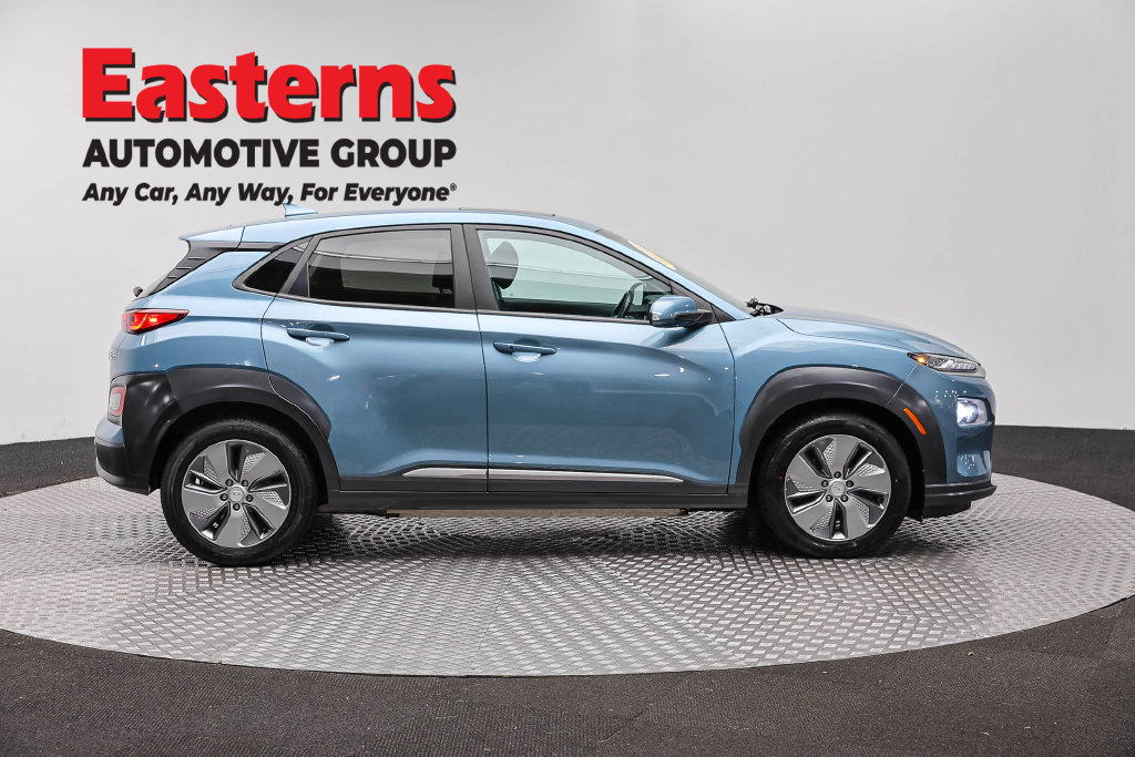 Used 2021 Hyundai Kona Limited FWD image 5