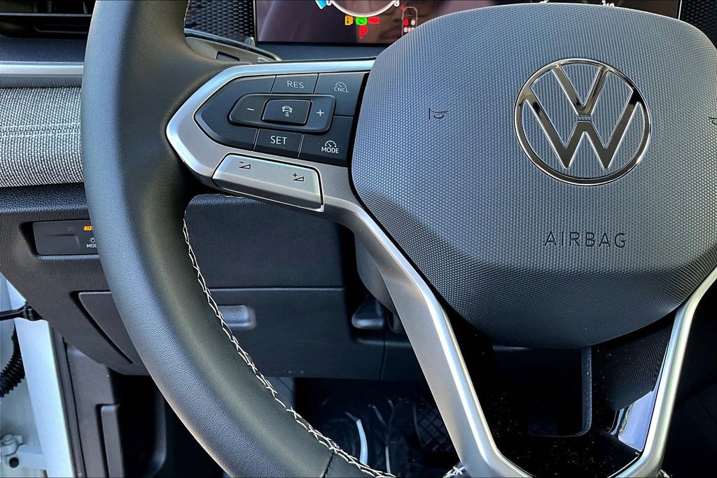 New 2026 Volkswagen Tiguan S image 9