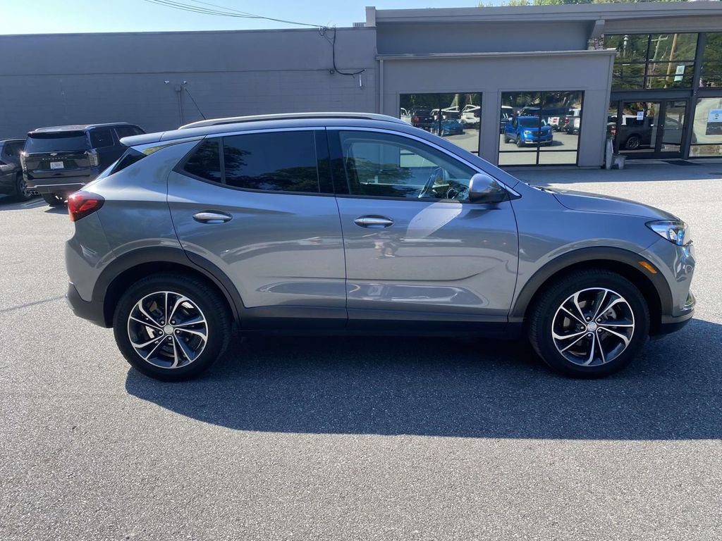 Used 2020 Buick Encore GX Essence FWD image 8