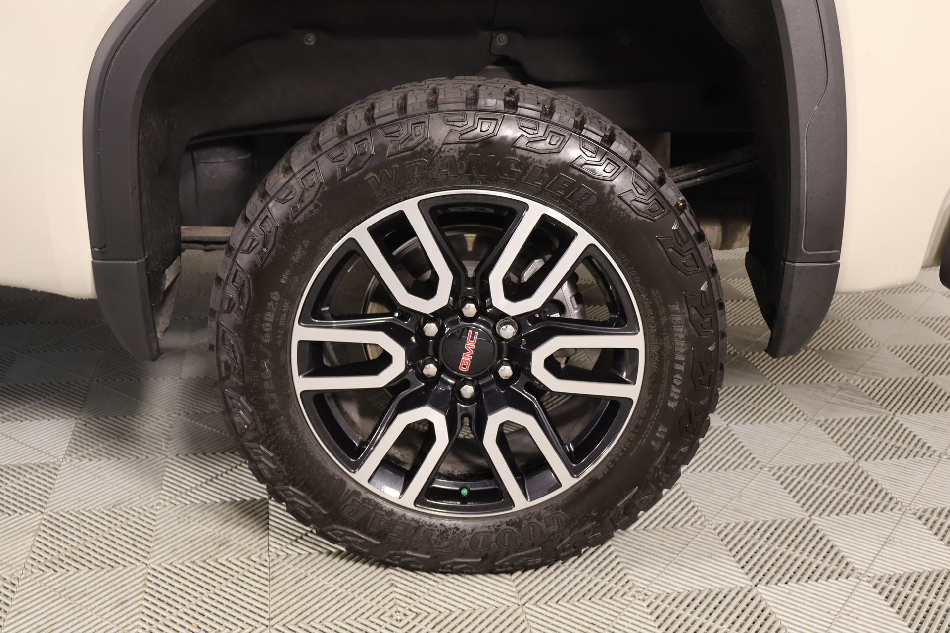 Used 2026 GMC Sierra 1500 AT4 w/ AT4 Premium Package AWD/4WD image 20