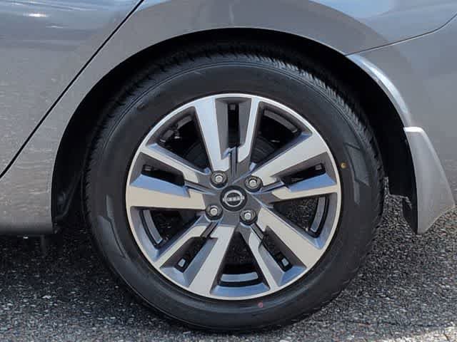 Used 2023 Nissan Versa S w/ S Plus Package FWD image 14