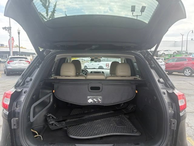 Used 2018 Jeep Cherokee Latitude w/ North All-Season Group AWD/4WD image 7