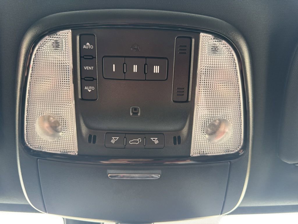 Certified 2025 Dodge Durango GT image 21