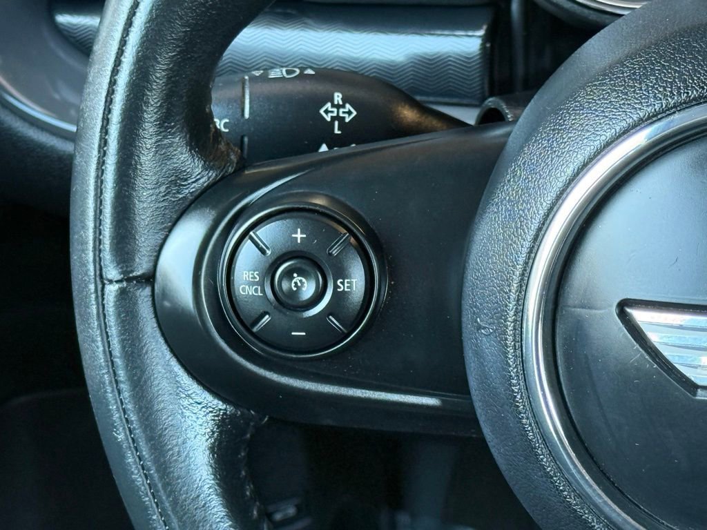 Used 2016 MINI Cooper Clubman image 26