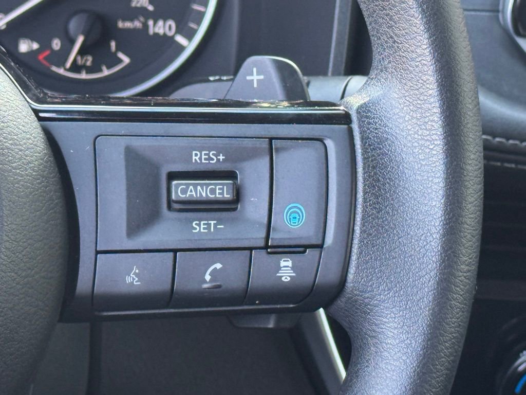 Certified 2023 Nissan Rogue SV FWD image 17