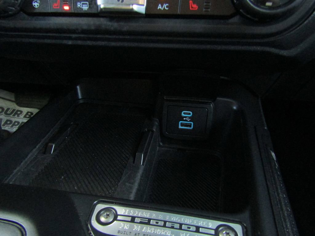 Used 2025 Ford Bronco Outer Banks AWD/4WD image 35