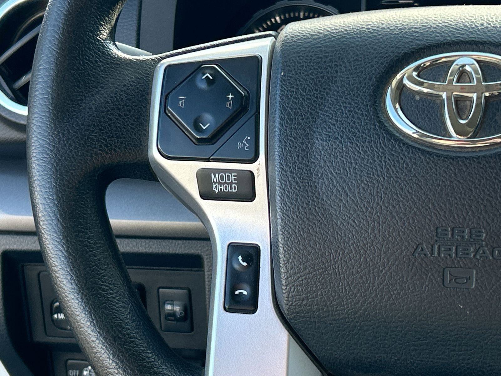 Used 2018 Toyota Tundra SR5 image 13