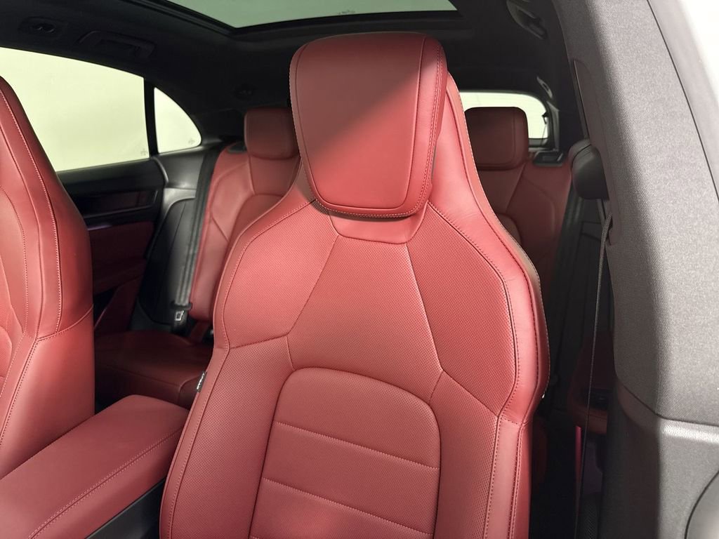 New 2026 Porsche Macan 4 Electric AWD/4WD image 41