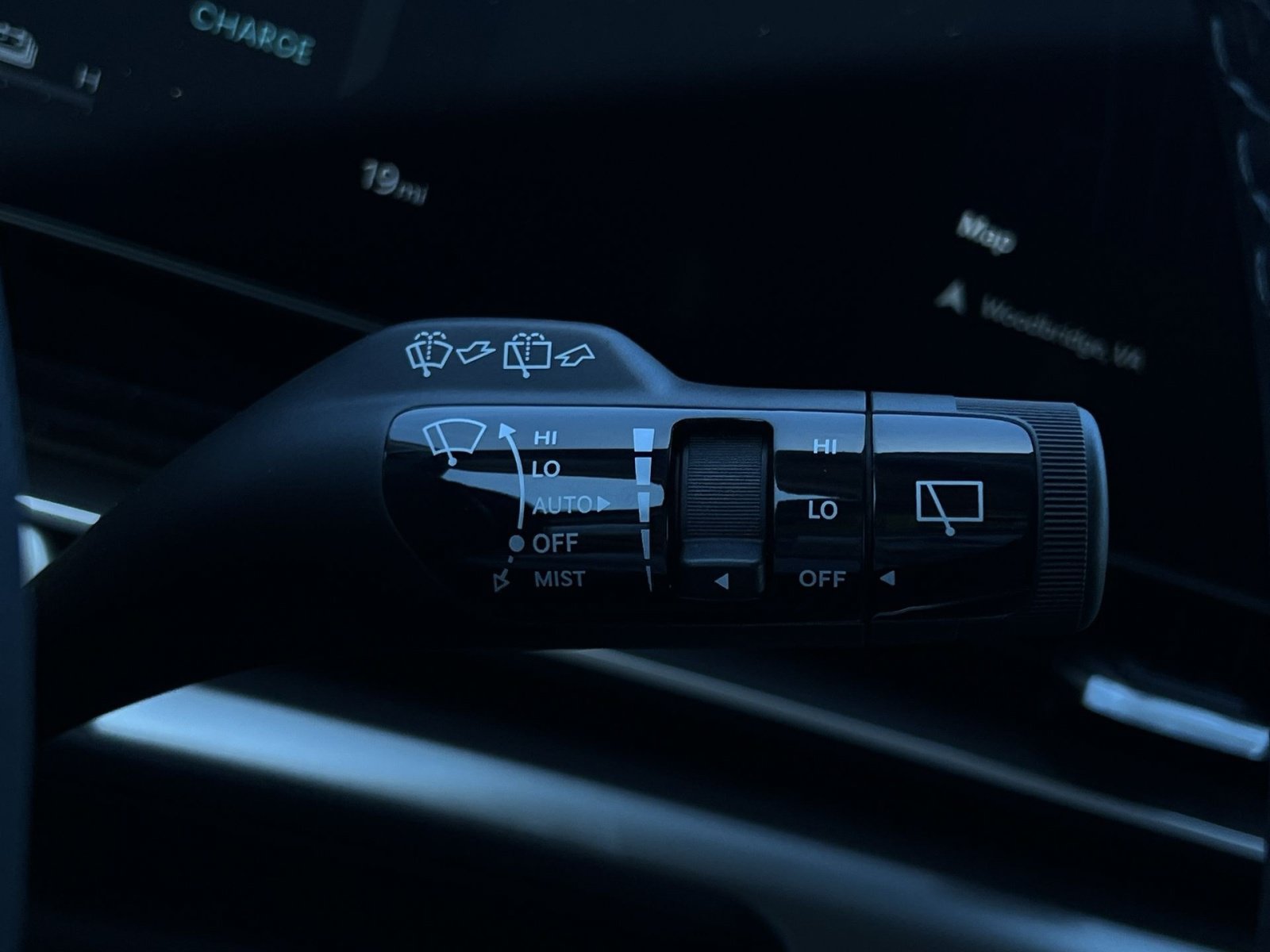 New 2026 Kia Carnival SX w/ SX Dark Edition Package FWD image 27