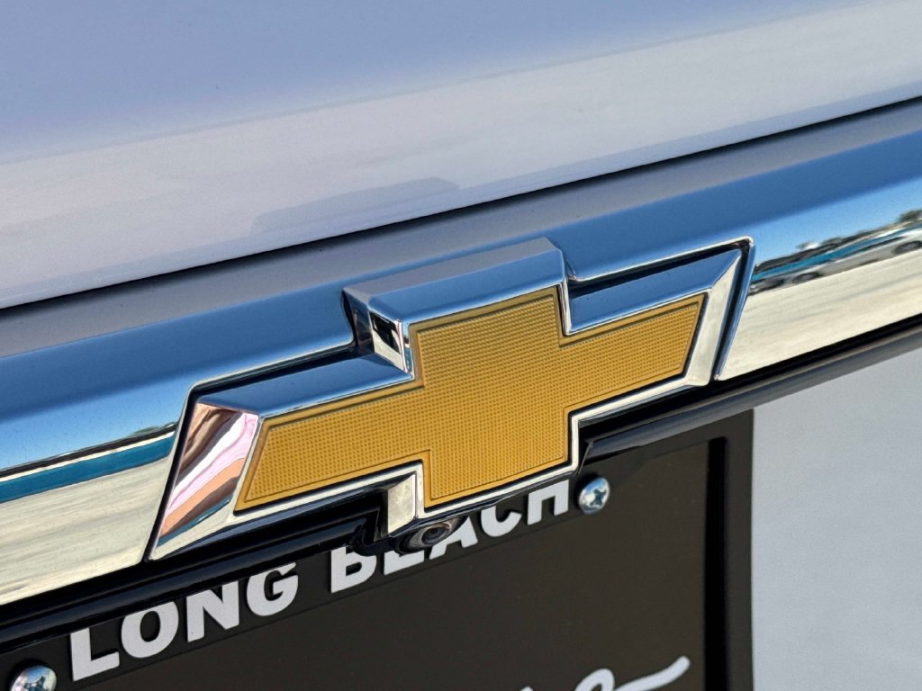 Used 2022 Chevrolet Traverse LS FWD image 9