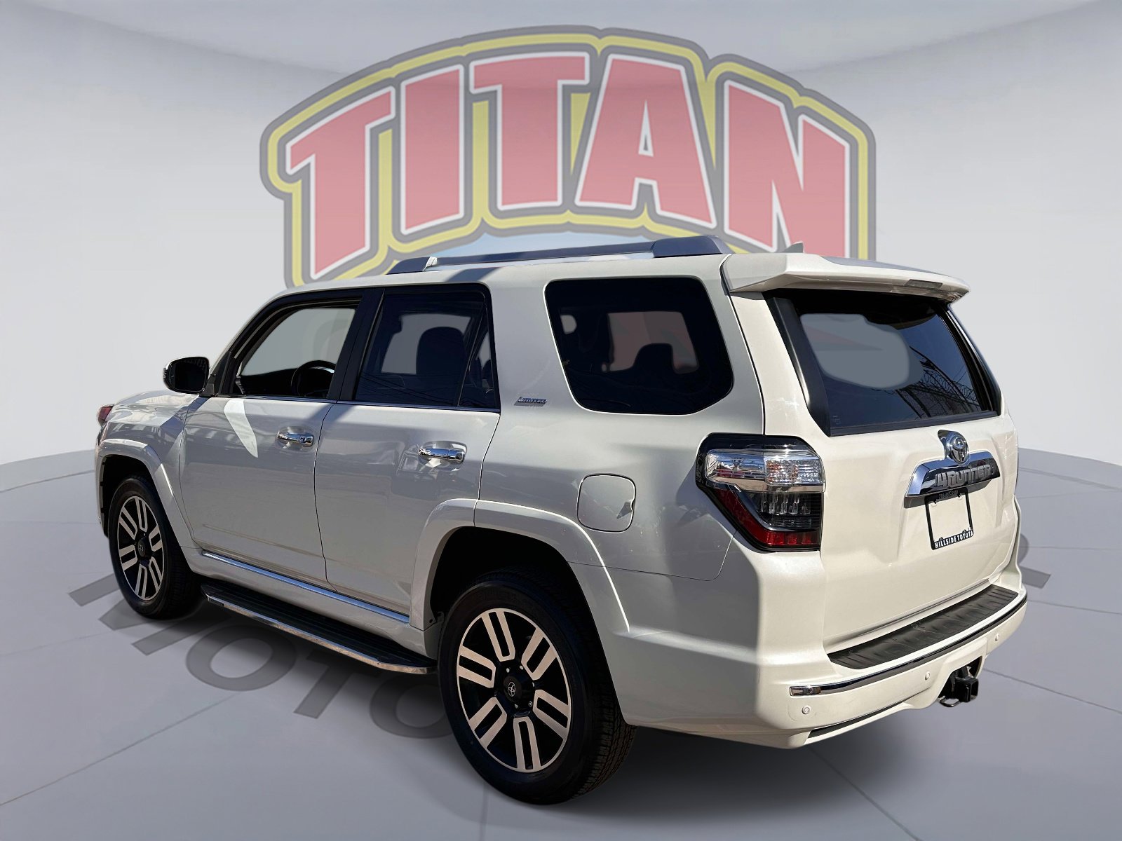 Used 2023 Toyota 4Runner Limited AWD/4WD image 3