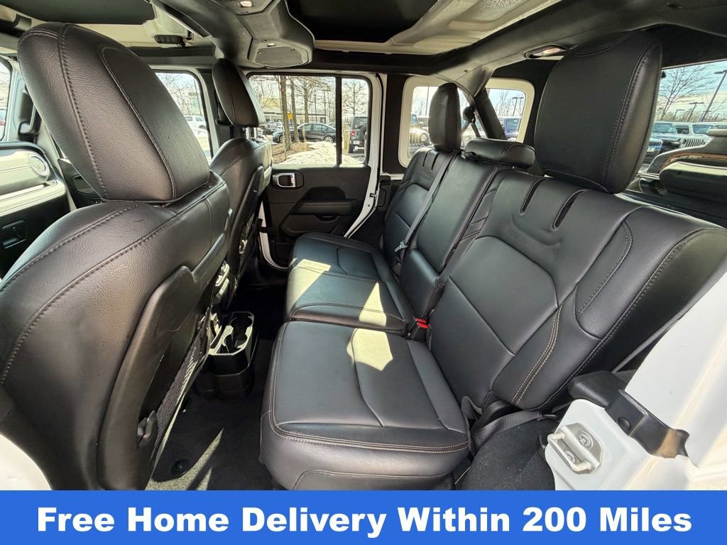 Used 2024 Jeep Wrangler Unlimited Sahara w/ Safety Group image 17