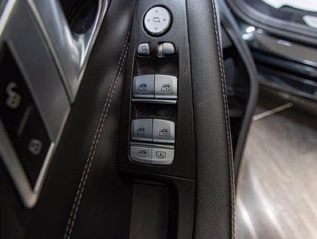 Used 2024 BMW ALPINA XB7 AWD/4WD image 10