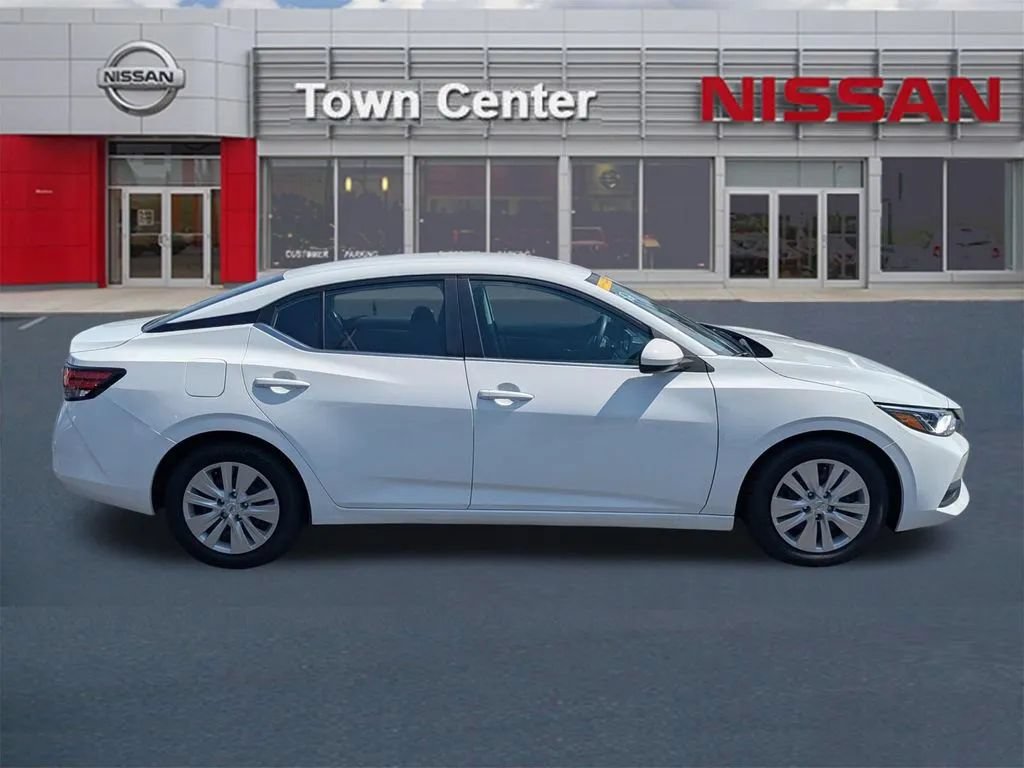 Certified 2023 Nissan Sentra S FWD image 8