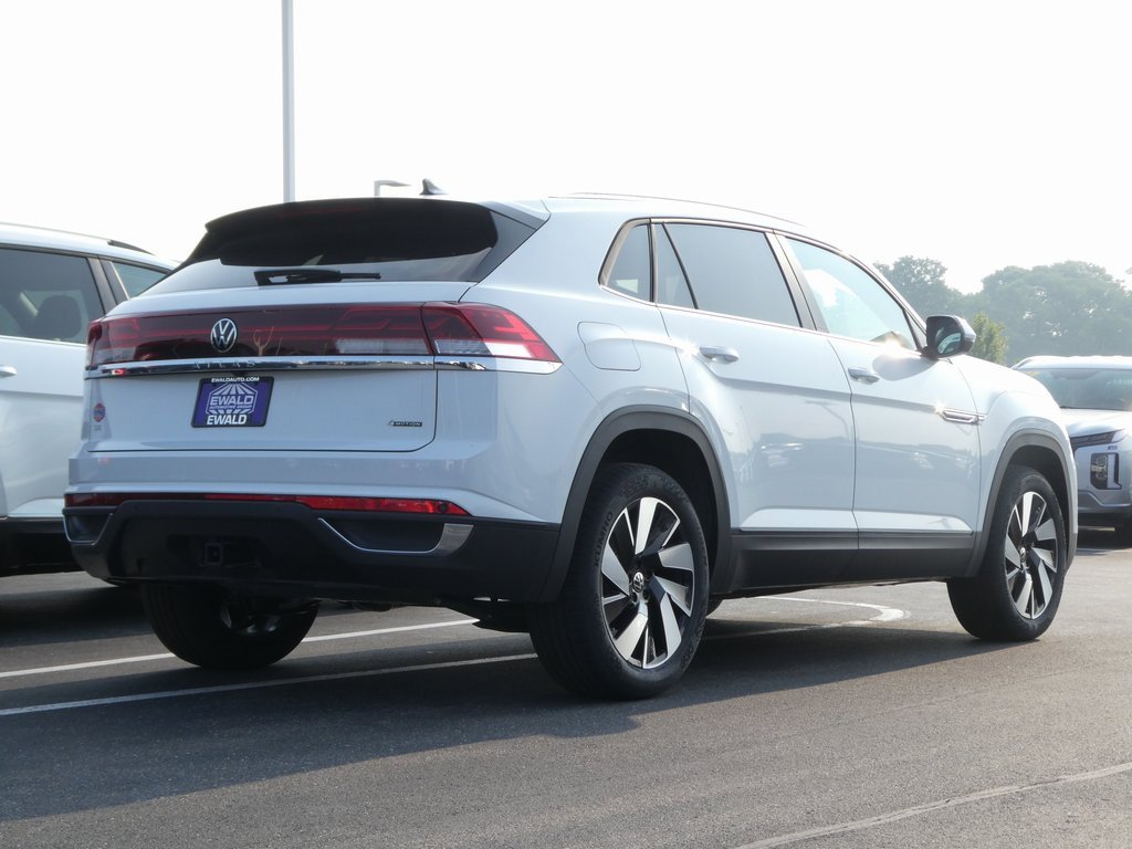 New 2025 Volkswagen Atlas Cross Sport SE image 3