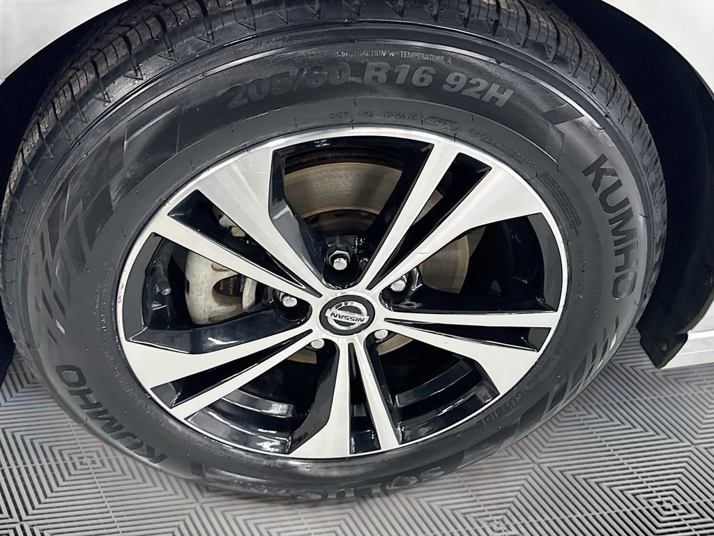 Used 2023 Nissan Sentra SV image 27