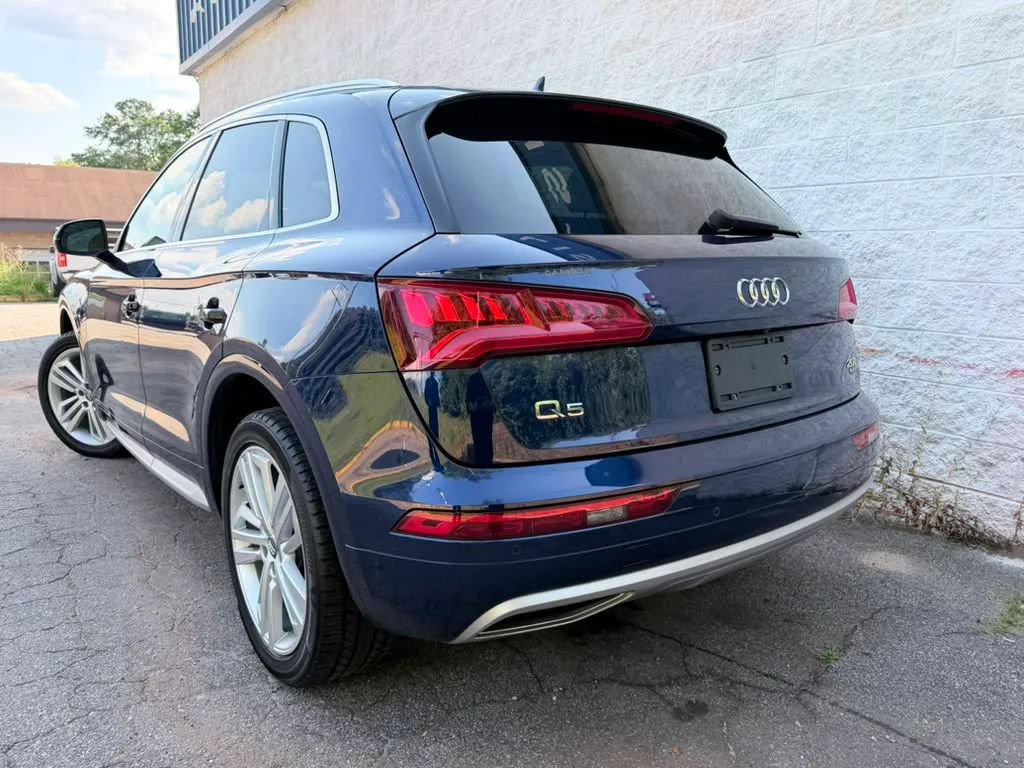 Used 2018 Audi Q5 Prestige w/ Prestige Package AWD/4WD image 11