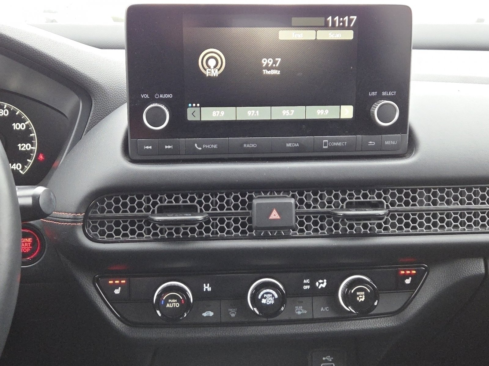 Used 2023 Honda HR-V Sport image 28