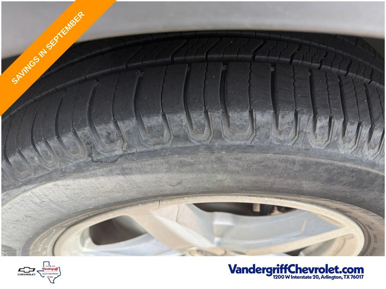 Used 2019 Ford Explorer XLT w/ Equipment Group 201A FWD image 6