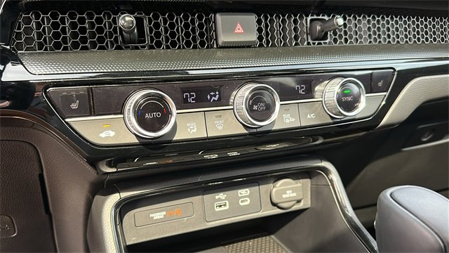 Used 2025 Honda CR-V Sport Touring image 19