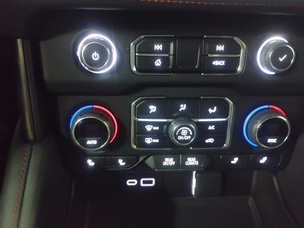 Used 2024 Chevrolet Tahoe RST image 12