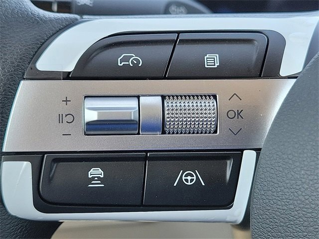 New 2025 Hyundai Tucson SE image 8