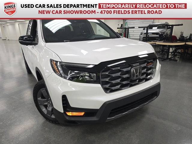 Used 2025 Honda Ridgeline TrailSport image 1