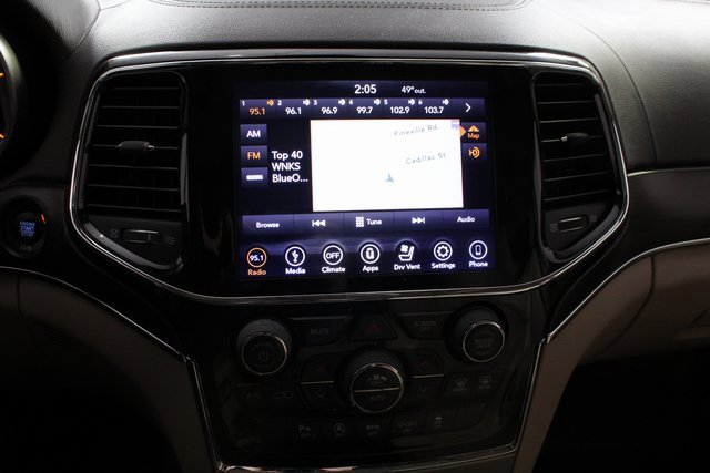 Used 2019 Jeep Grand Cherokee Overland image 15