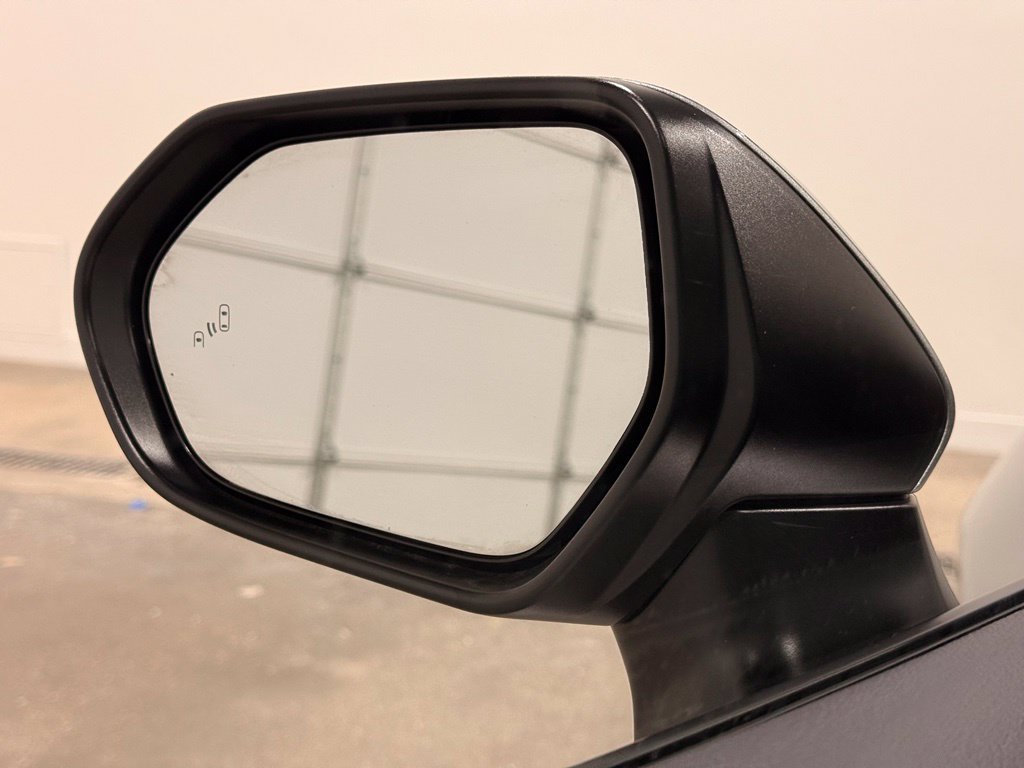 Used 2025 Toyota Camry LE FWD image 12
