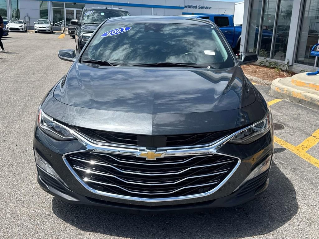 Used 2021 Chevrolet Malibu Premier image 2