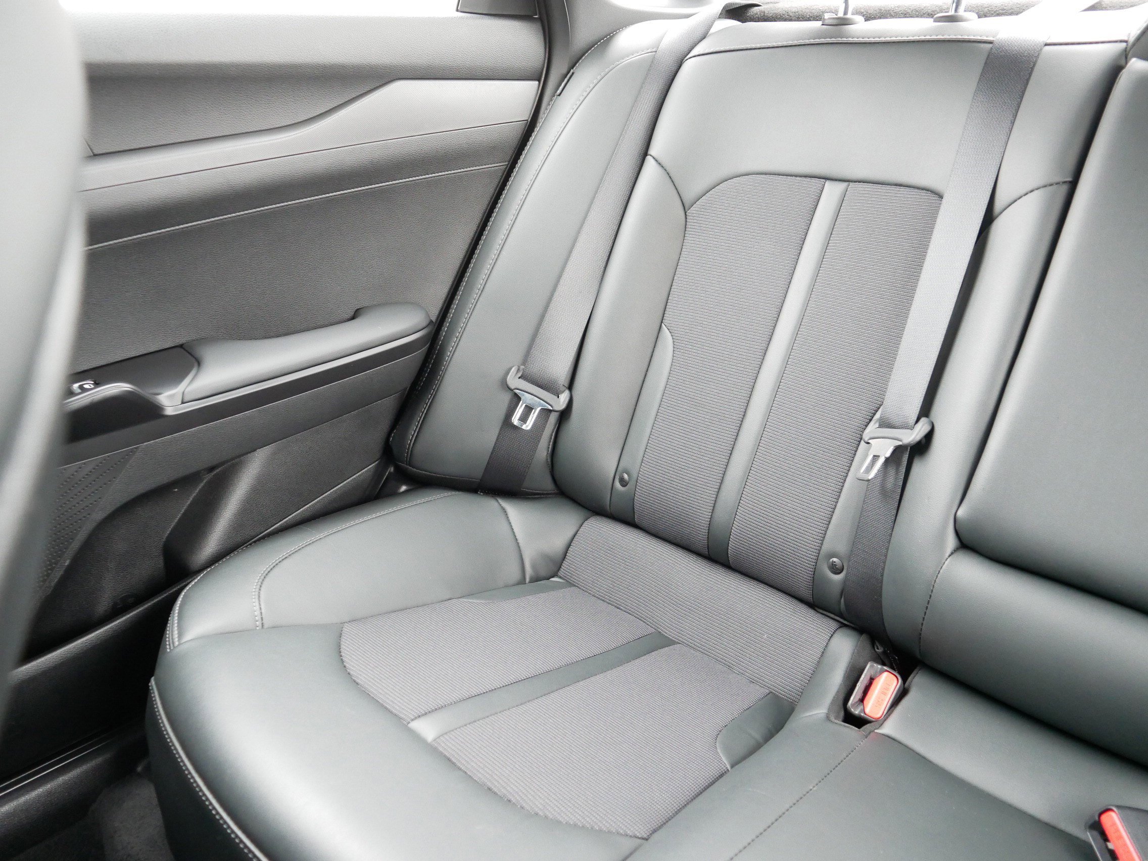 Used 2024 Kia K5 GT-Line w/ GT-Line Premium Package image 12