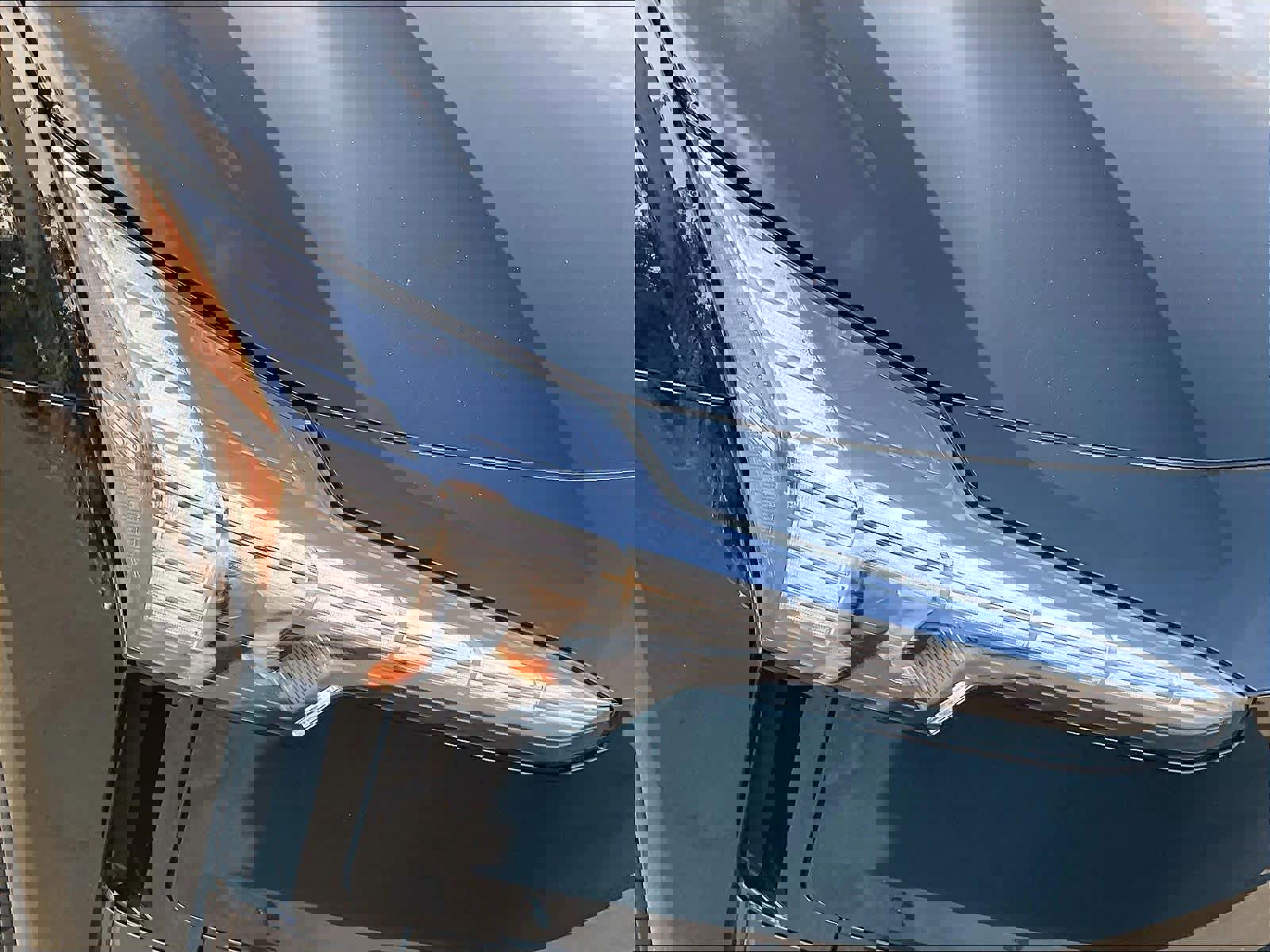 New 2025 Volvo EX30 Plus w/ Protection Package Premier image 33