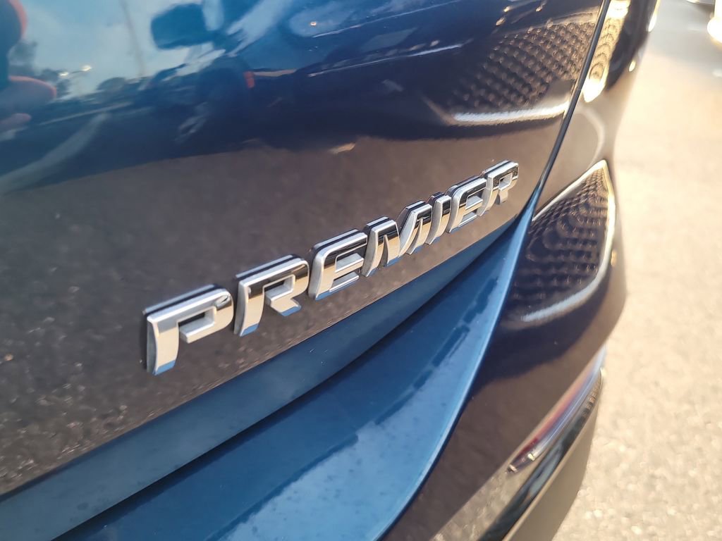 Used 2020 Chevrolet Equinox Premier image 7