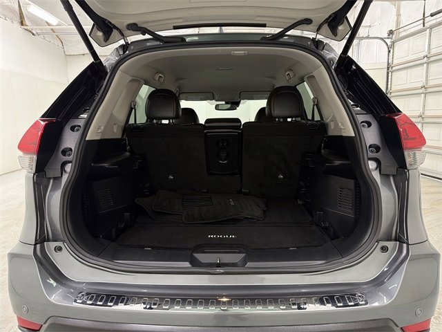 Used 2020 Nissan Rogue SL image 15