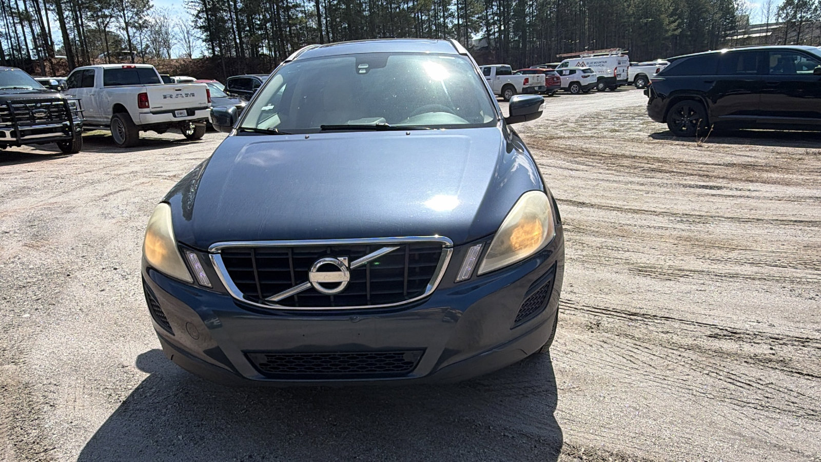 Used 2011 Volvo XC60 3.2 R-Design image 3