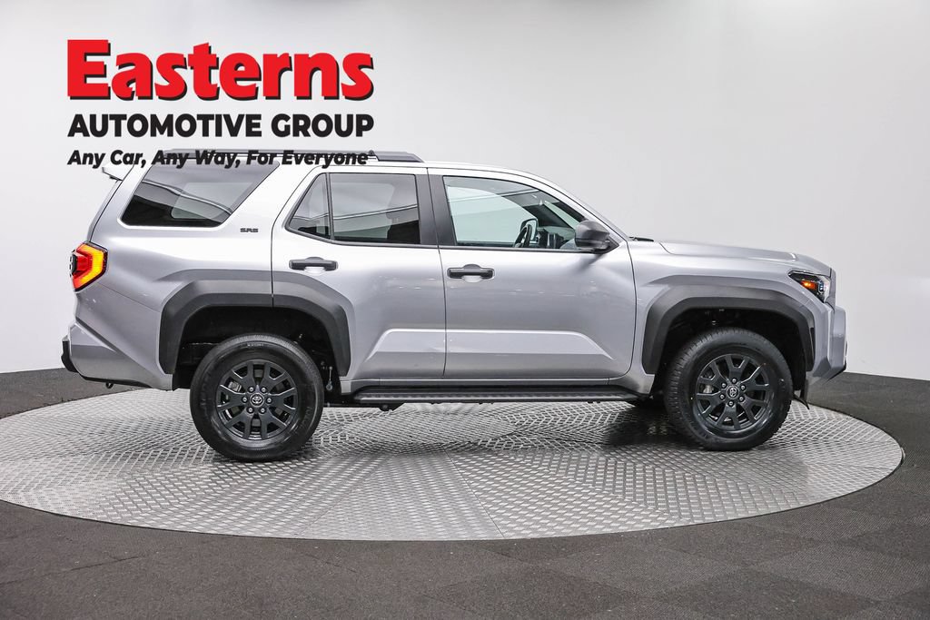 Used 2025 Toyota 4Runner SR5 AWD/4WD image 6