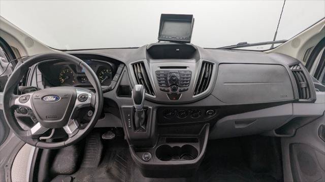 Used 2017 Ford Transit 350 130 Low Roof RWD image 22