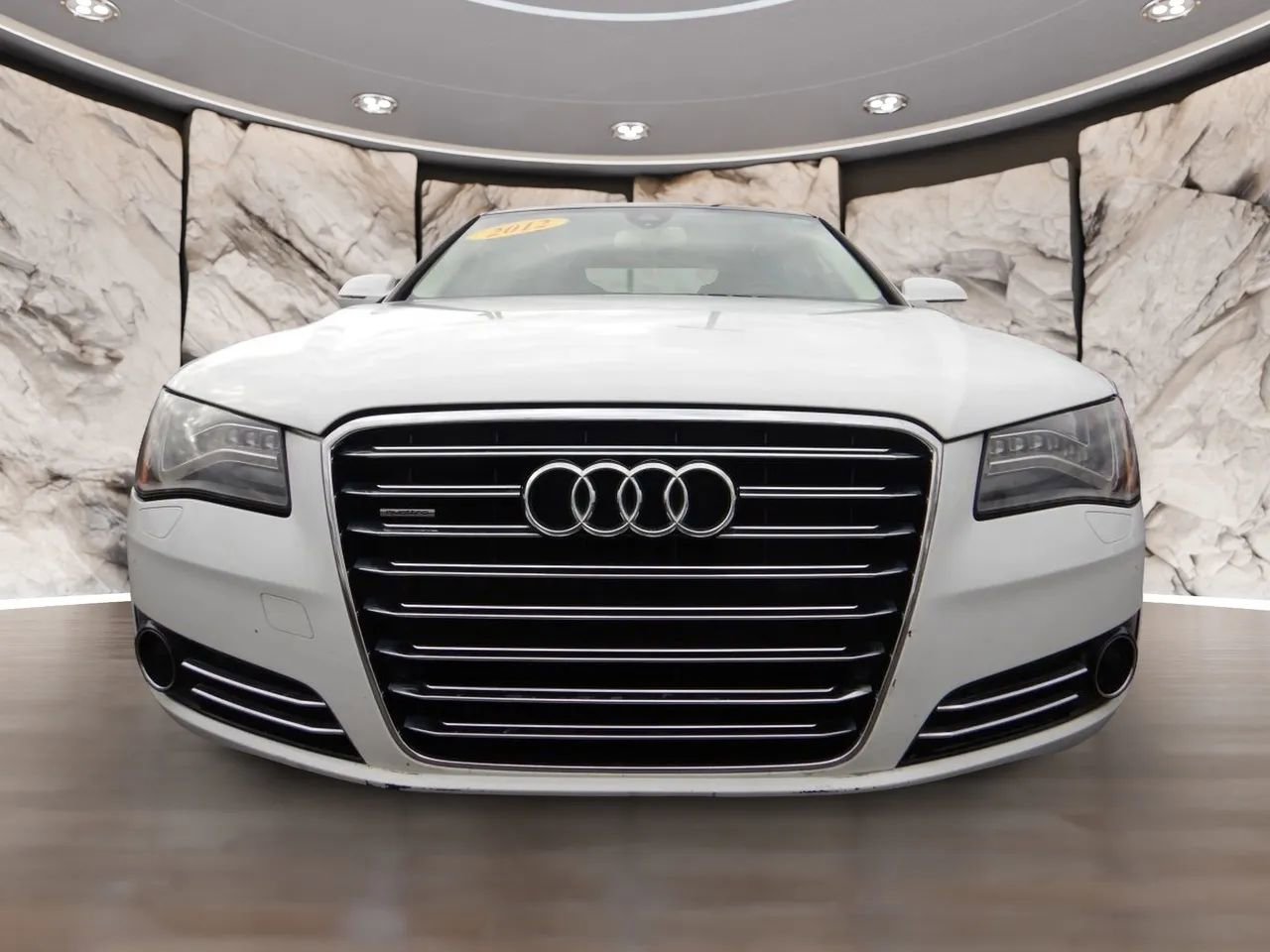 Used 2012 Audi A8 L 4.2 image 2