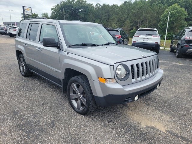 Used 2015 Jeep Patriot High Altitude FWD image 6