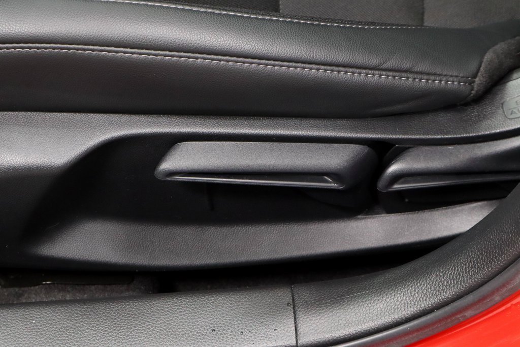 Used 2025 Honda Civic Sport image 25