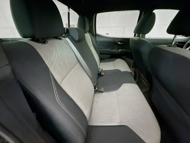 Used 2020 Toyota Tacoma TRD Off-Road image 24