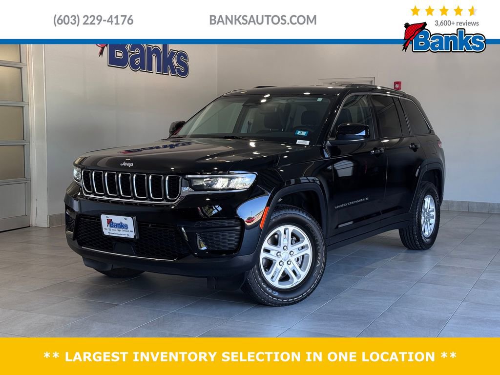 Used 2022 Jeep Grand Cherokee Laredo w/ Luxury Tech Group I