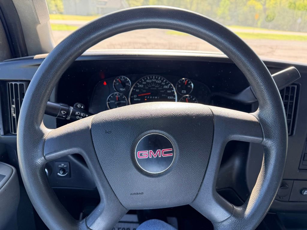 Used 2017 GMC Savana 3500 Extended RWD image 21
