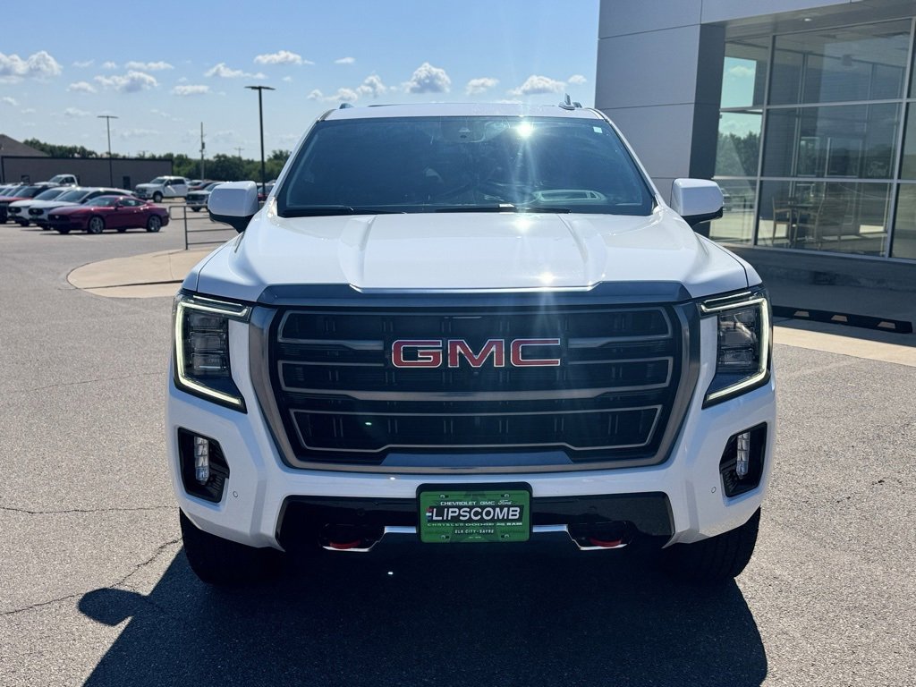Used 2024 GMC Yukon AT4 w/ Technology Package image 4
